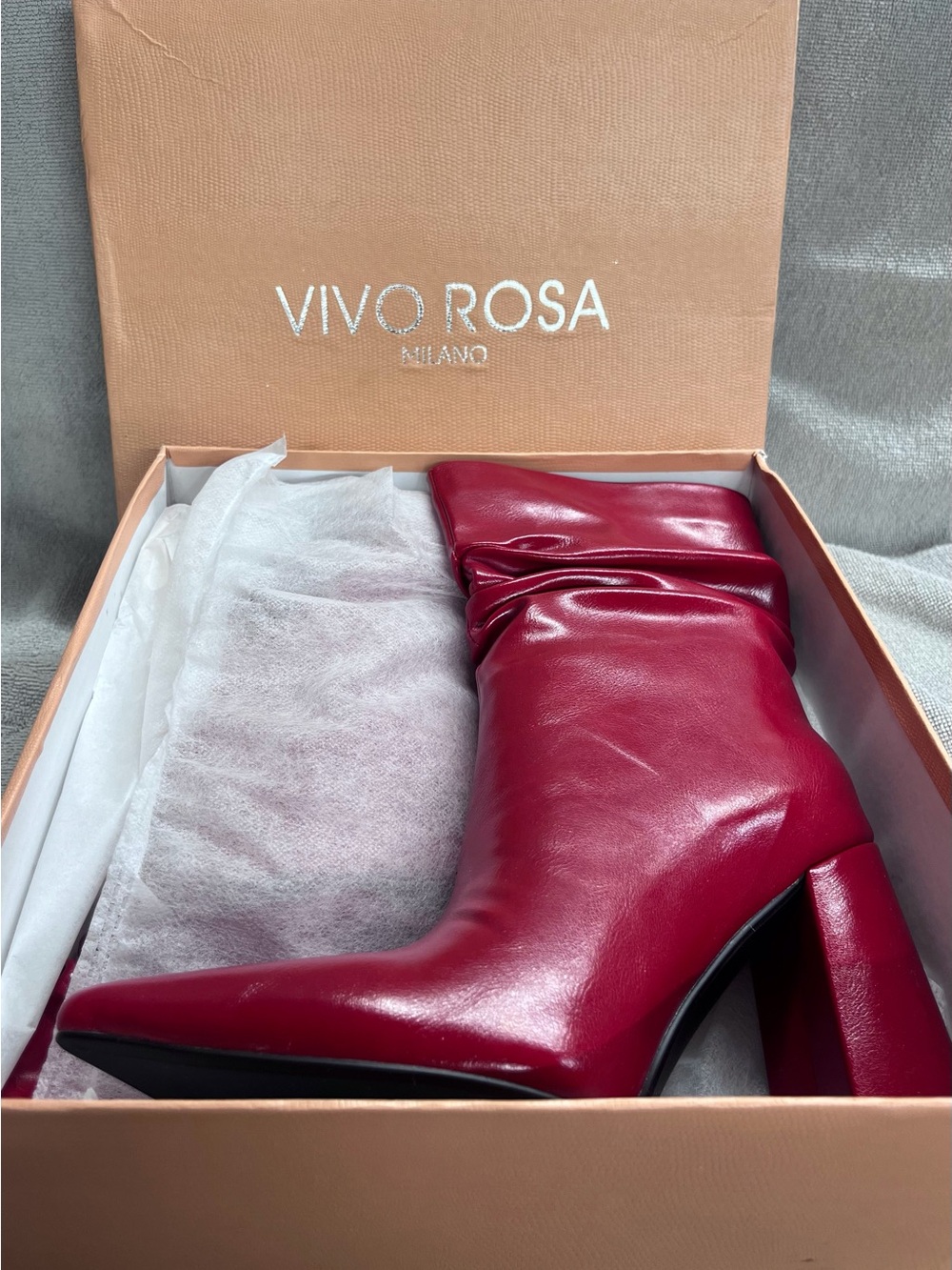 Vivo Rosa Milano Red Slouch Heel Boots Size 38 Pointed Toe NWOB
